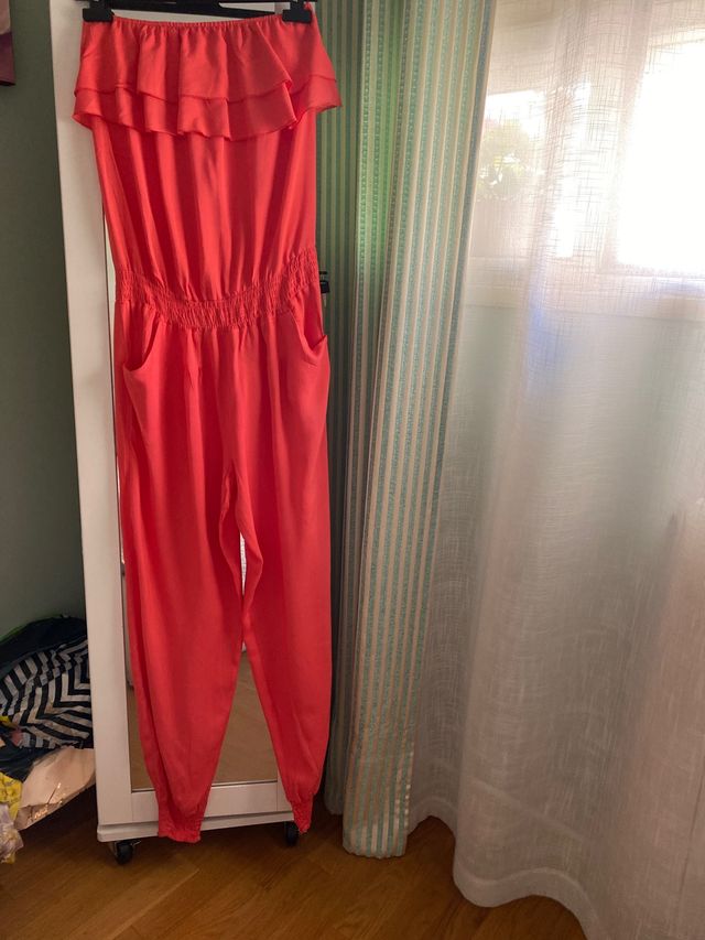 Mono rojo coral escote palabra honor t/M