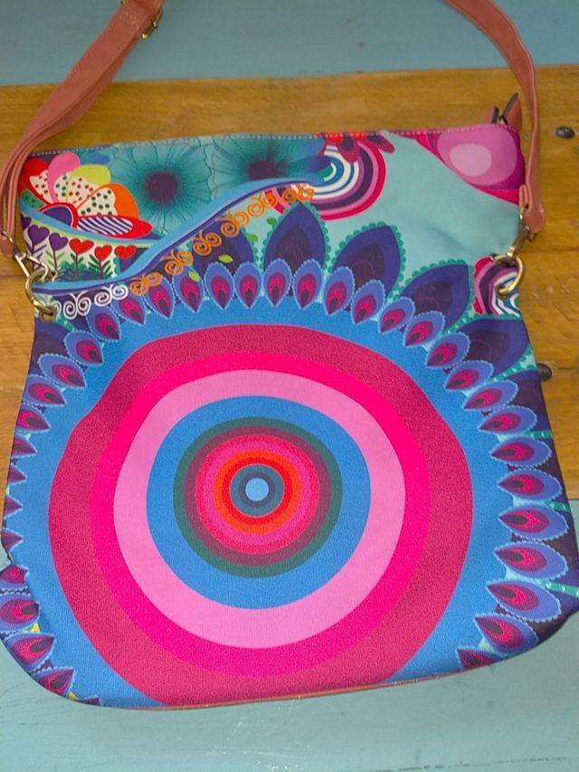 Bolso bandolera reversible y se dobla