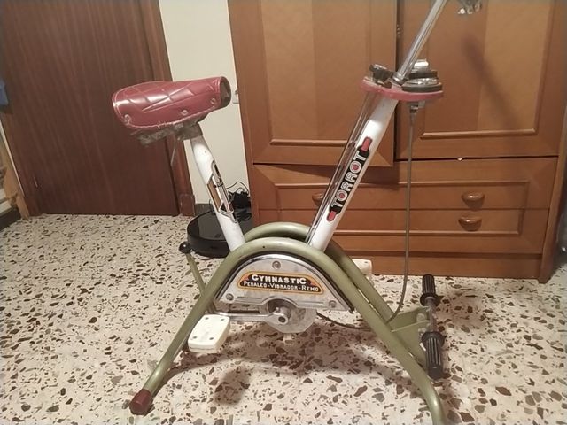 bicicleta estática antigua, años 80