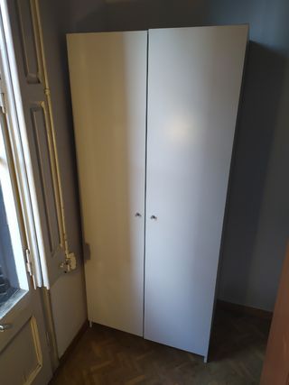 Armario blanco de segunda mano por 30 € en Barcelona en WALLAPOP