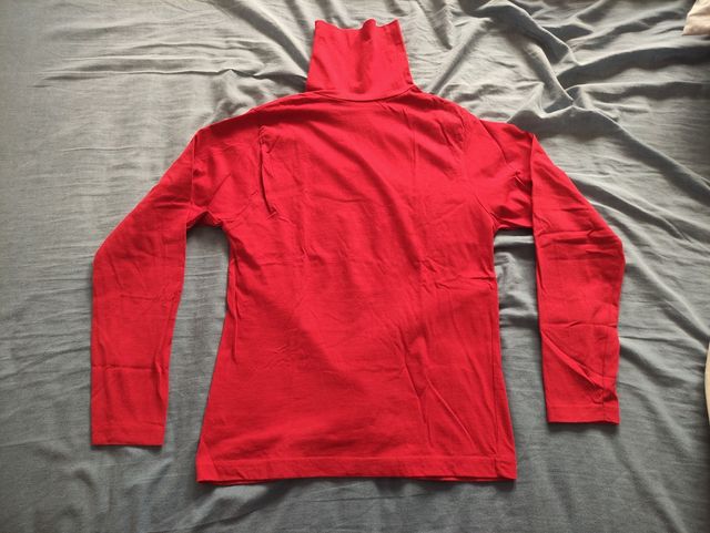 Camiseta cuello alto