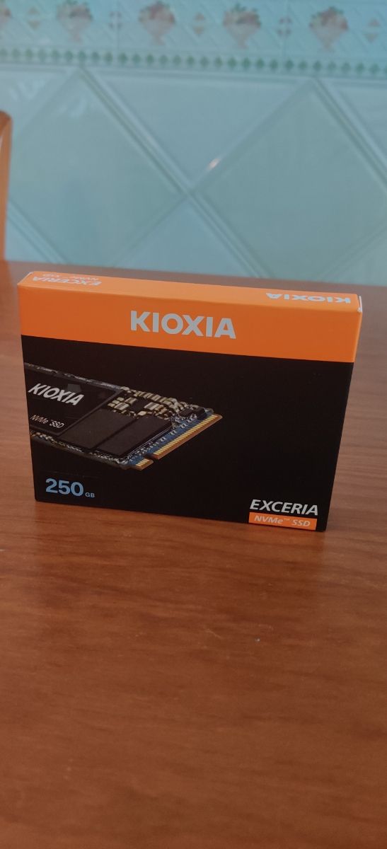 DISCO DURO Kioxia EXCERIA 250 GB SSD NVMe M.2 2280 afbeelding 2
