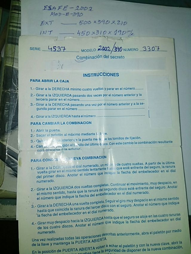 Caja Fuerte Esafe E 500 Md E 390 De Segunda Mano Por 150 En Lora Del Rio En Wallapop