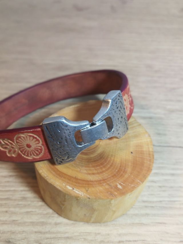 Pulsera pieza única de cuero
