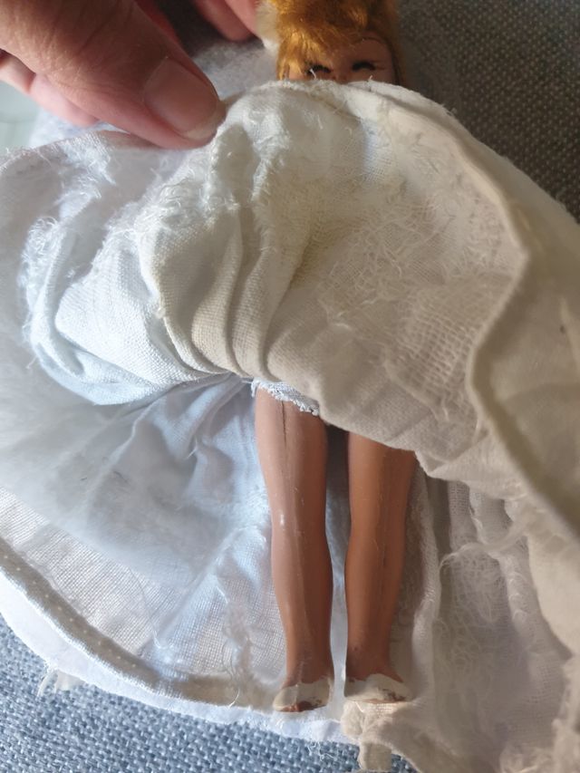 muñequita muy antigua de comunión