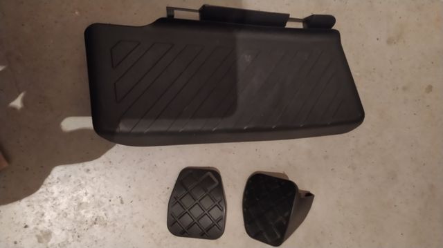 Seat leon 5F(2018) pedales y apoya pies originales