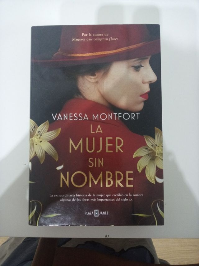 La mujer sin nombre