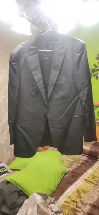 Traje de novio o fiesta Emidio tucci de segunda mano por 60 EUR en Málaga  en WALLAPOP