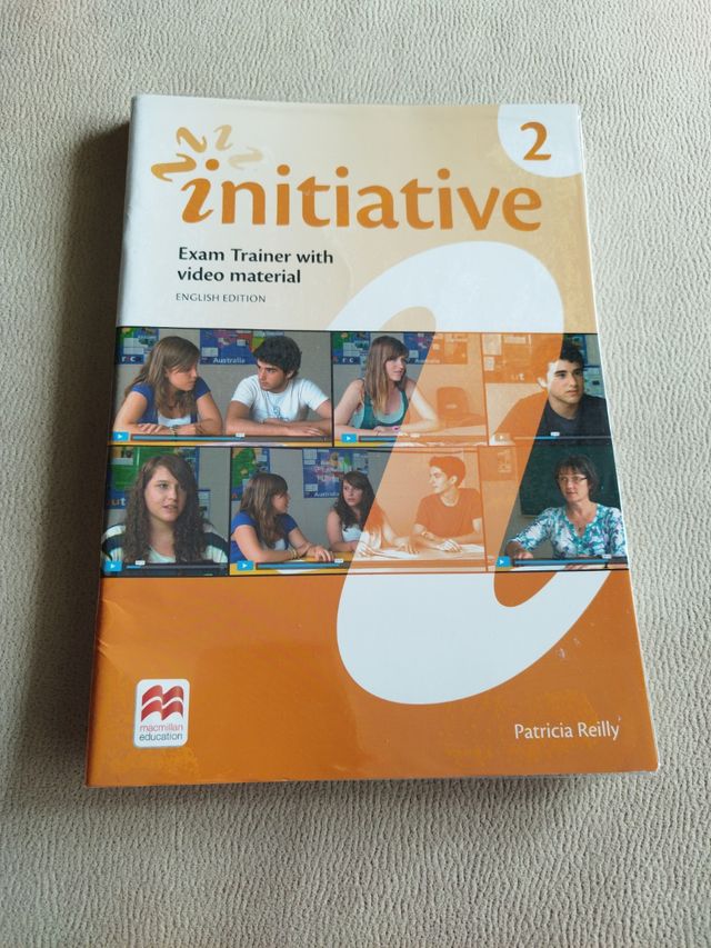 Initiative 2. Student's book. Regalo Workbook + Ex