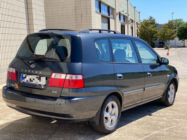 Kia carens 2005