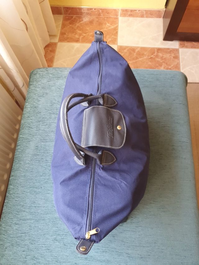 BOLSA DE VIAJE MUY CÓMODA Y PRÁCTICA!!