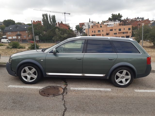 Audi A6 Allroad 2.5 TDI 180 Quattro año 2001