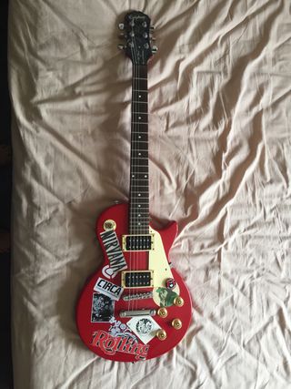 Epiphone Les Paul 100 de segunda mano por 265 EUR en Madrid en WALLAPOP