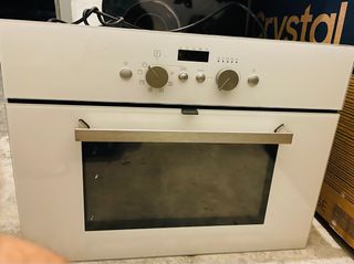 Horno con microondas 45cm altura y 60 ancho de segunda mano por 95 EUR en  Tarifa en WALLAPOP