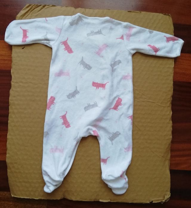 Pijama bebé 1-3 meses. Zara