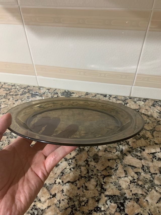 juego de platos y copa 