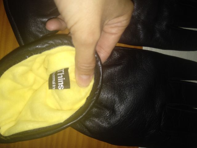 Lote guantes de moto de piel.