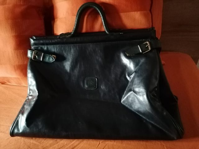 Bolso de viaje. Piel. 40x55 cms