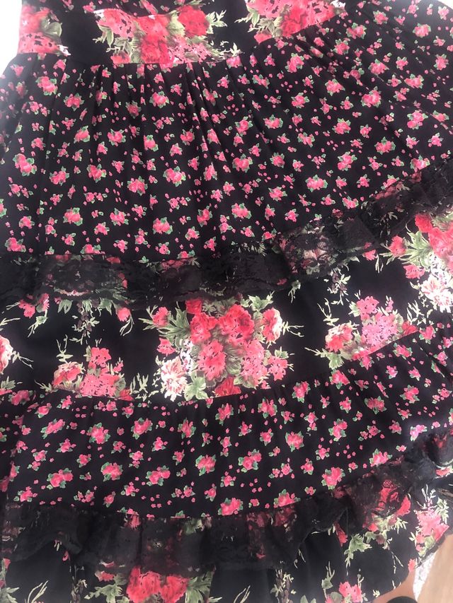 Vestido flores/encaje 