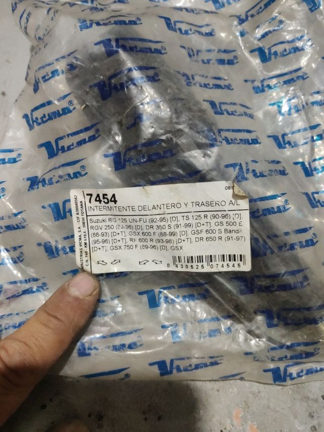 intermitente Suzuki nuevo