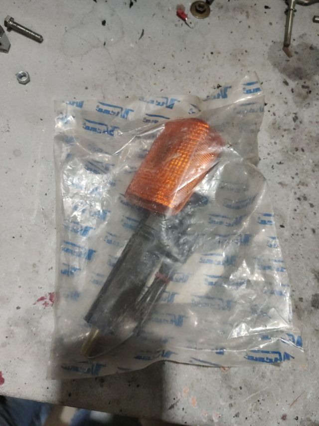 intermitente Suzuki nuevo