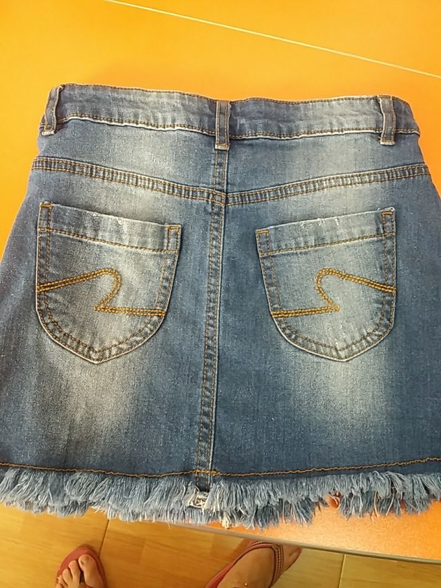 falda vaquera marca ubs.2 talla 8 años 128cm