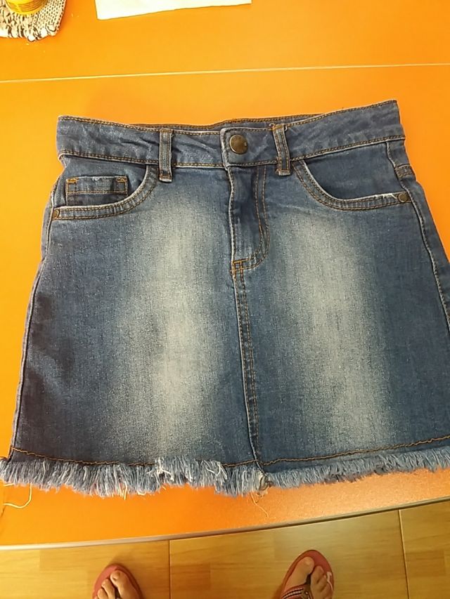 falda vaquera marca ubs.2 talla 8 años 128cm