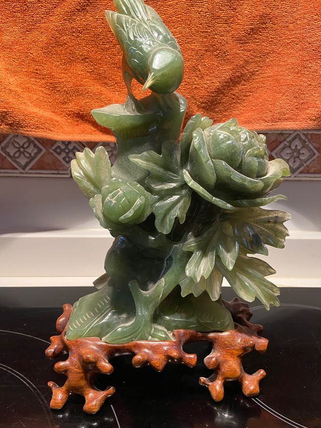 Preciosa figura de Jade