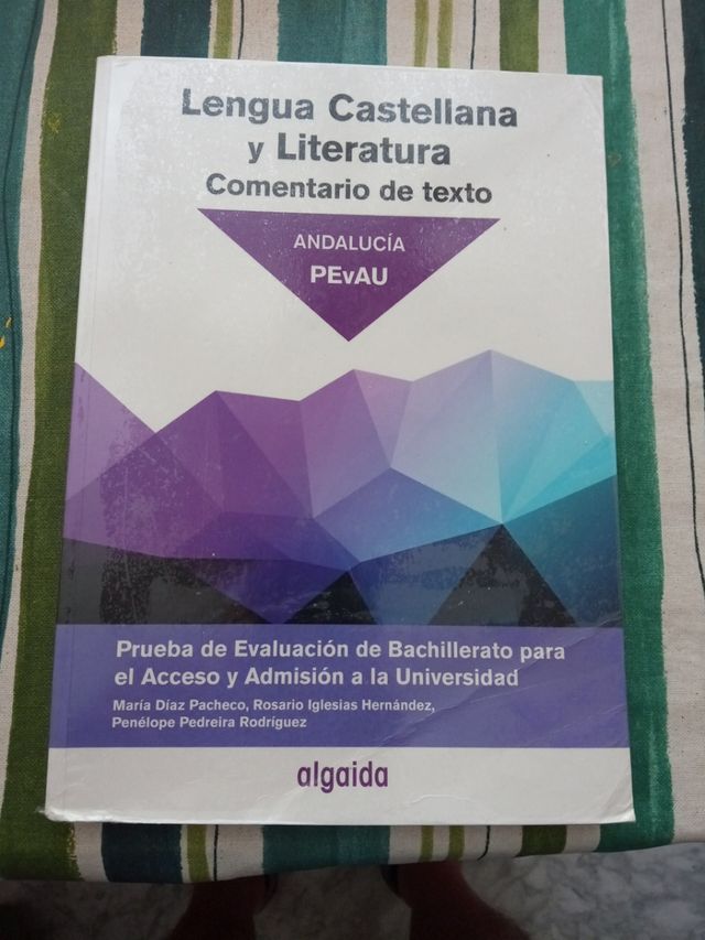 Libros lengua Pevau y comentarios de texto 2º bach