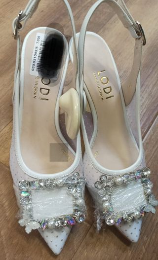 Zapatos de novia Swarovski de segunda mano en WALLAPOP