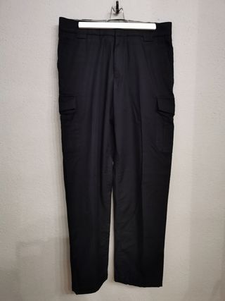 Pantalón Partenon de segunda mano por 15 EUR en Cerdanyola del Vallès en  WALLAPOP