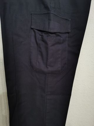Pantalón Partenon de segunda mano por 15 EUR en Cerdanyola del Vallès en  WALLAPOP
