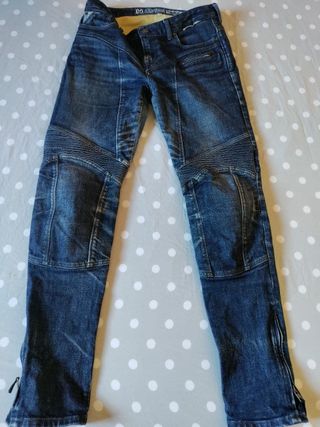 Pantalón Vaquero Moto Mujer Kevlar Alpinestars de segunda mano por 75 EUR  en Madrid en WALLAPOP