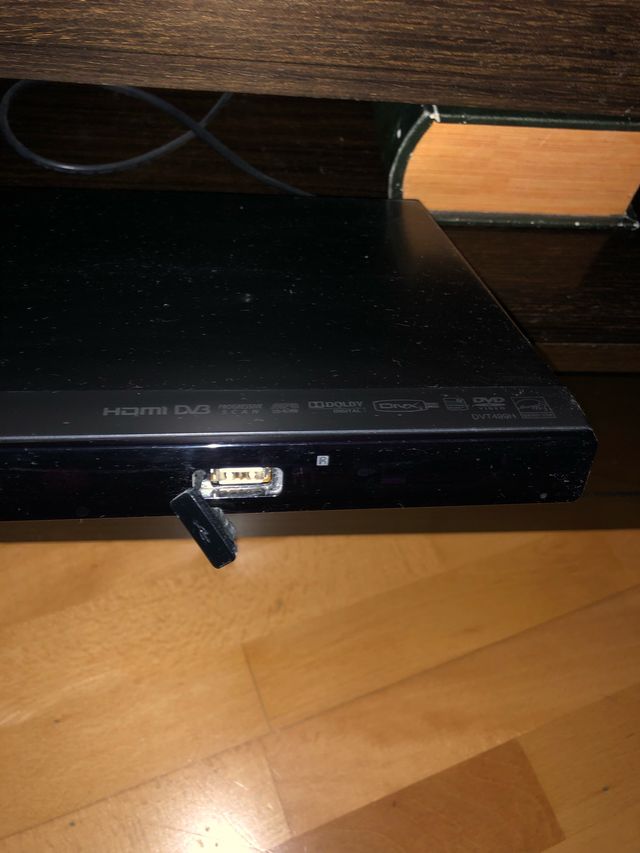 DVD LG con HDMI y UBS