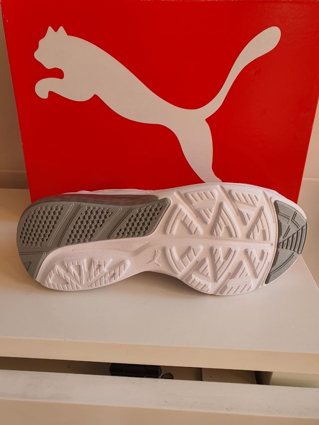 Zapatillas Puma blancas Unisex Número 36