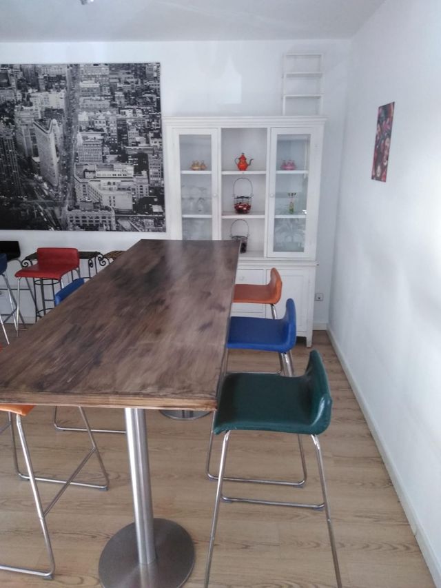 sillas taburetes bar , restaurante , piel