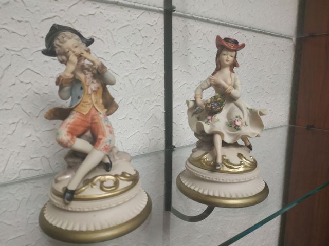 Figuras porcelana.