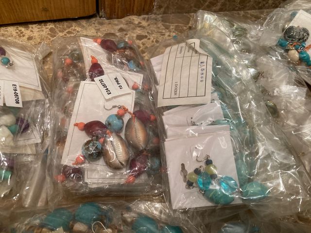 Lotes de collares y pendientes