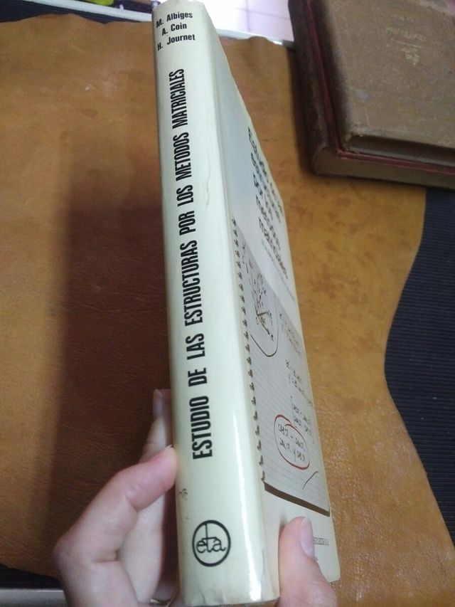 Estudio estructuras por los métodos matriciales