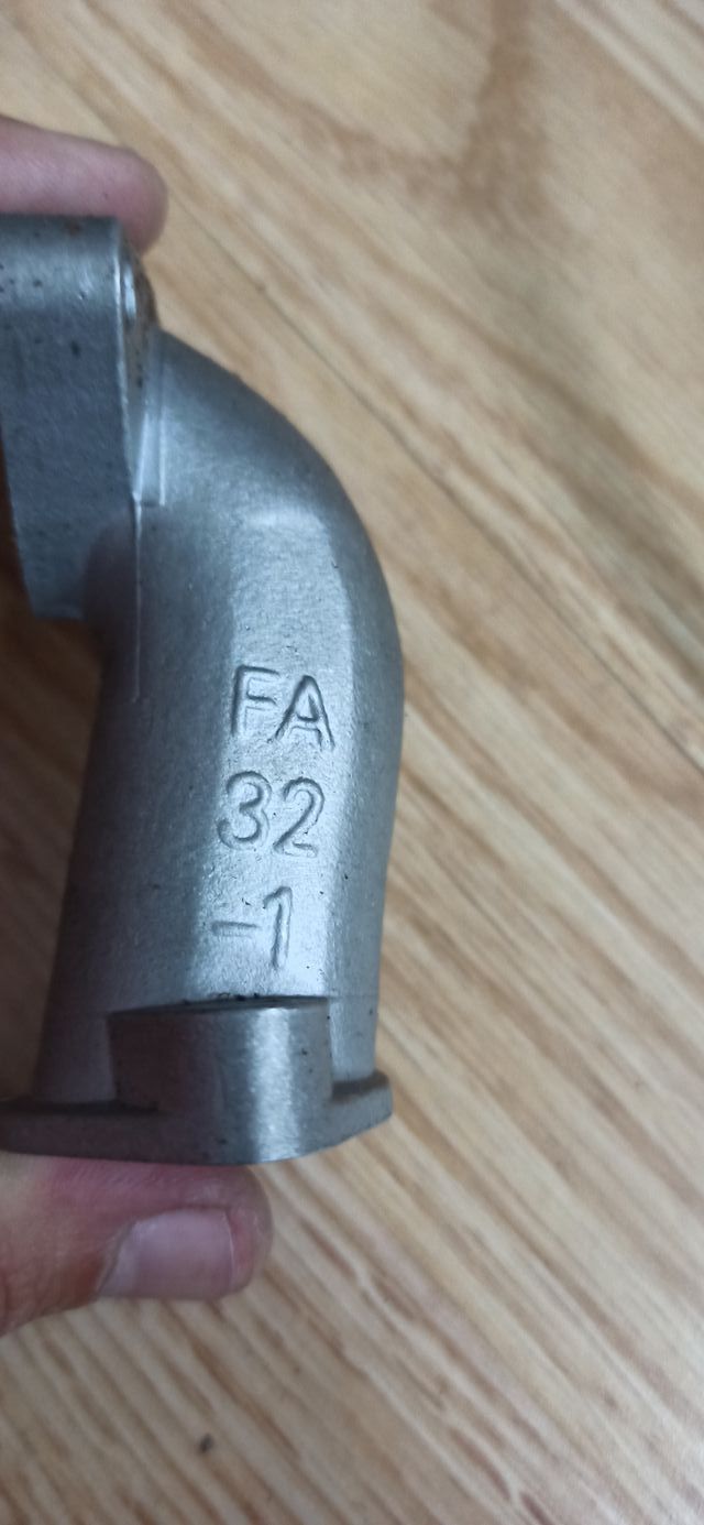 Tobera admision pitbike