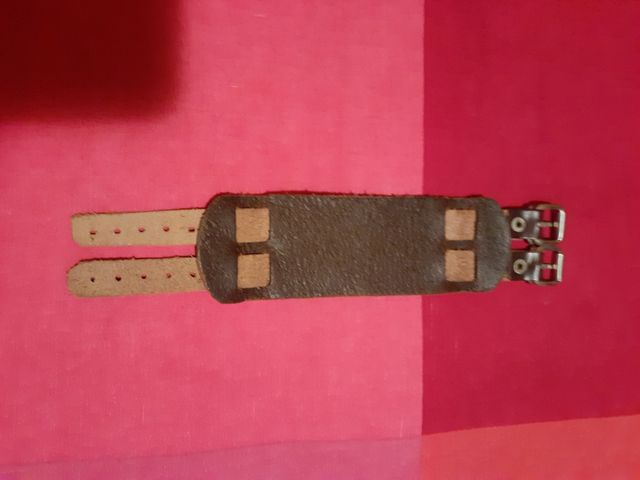 3 Pulseras cuero nuevas