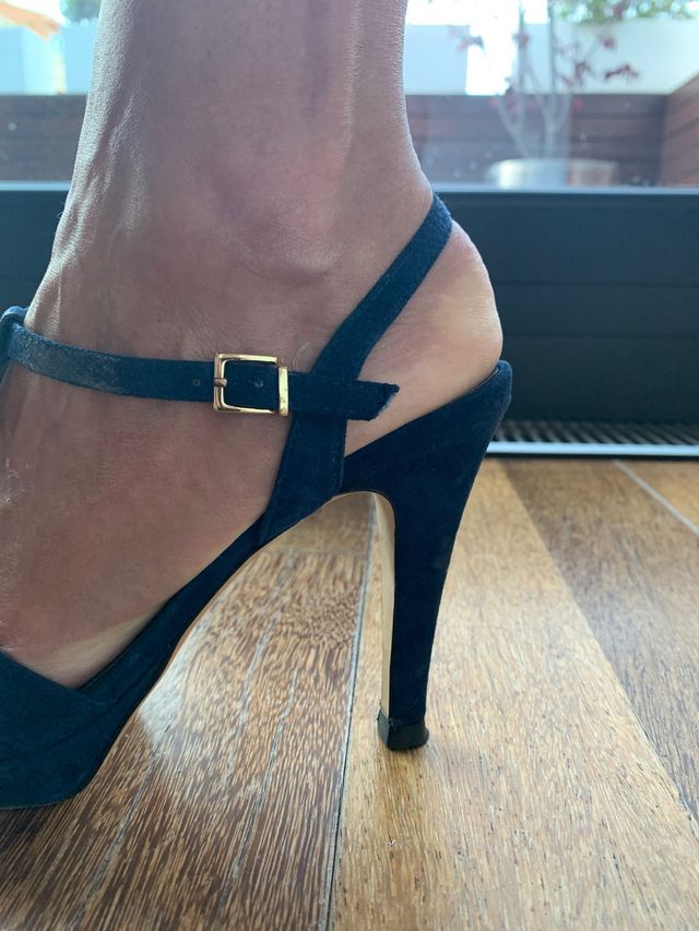 Sandalia piel azul Lucciano Baraccini N 38