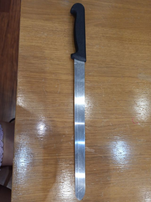 cuchillo jamonero Arcos, Spain