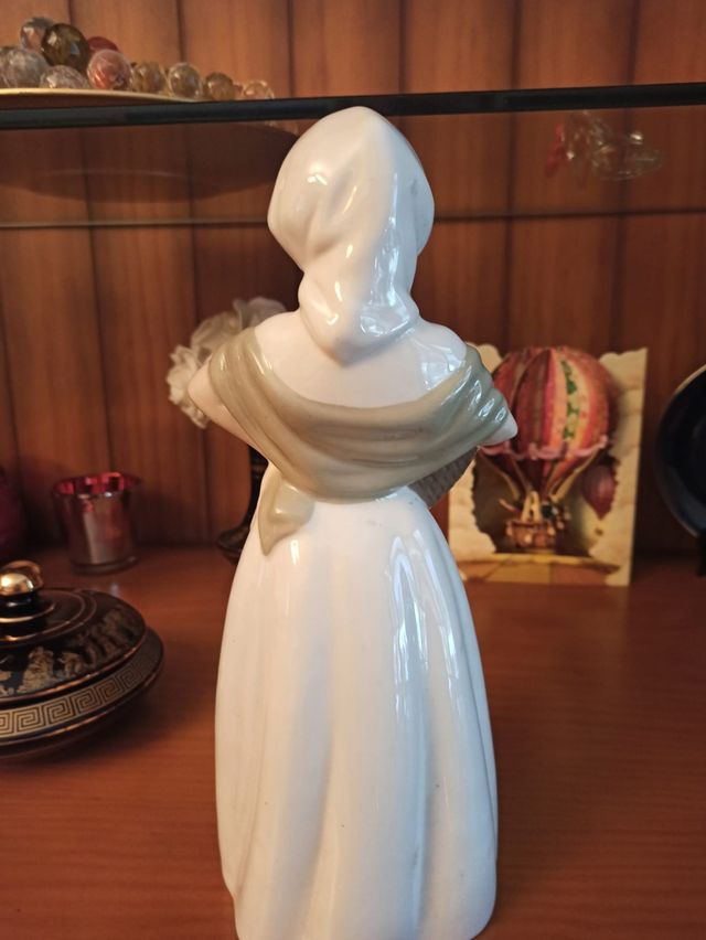 figura cerámica nueva a estrenar