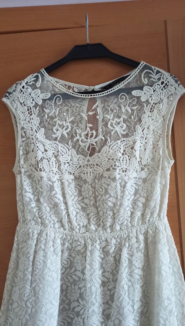 Vestido Zara encaje