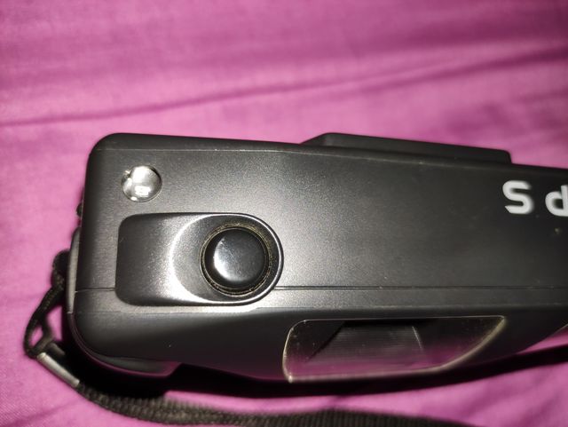 Cámara analógica Olympus Trip S