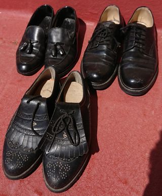 Zapatos vestir hombre señora mujer caballero traje de segunda mano por 27  EUR en Torremolinos en WALLAPOP