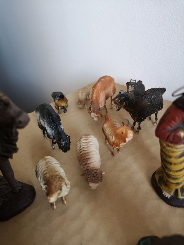 Belén de barro policromado pintado a mano