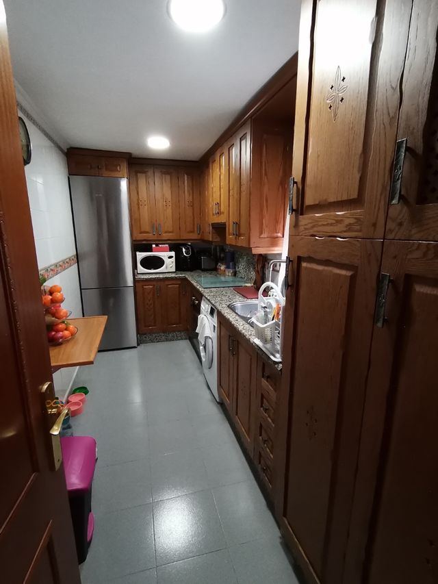 Piso bajo independiente de portales, garaje, trastero, patios