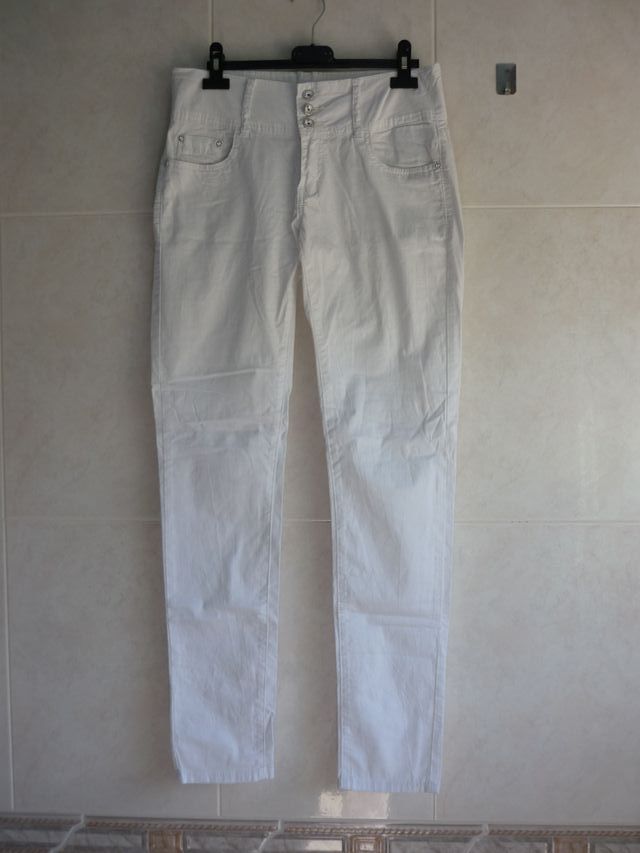 Pantalón blanco